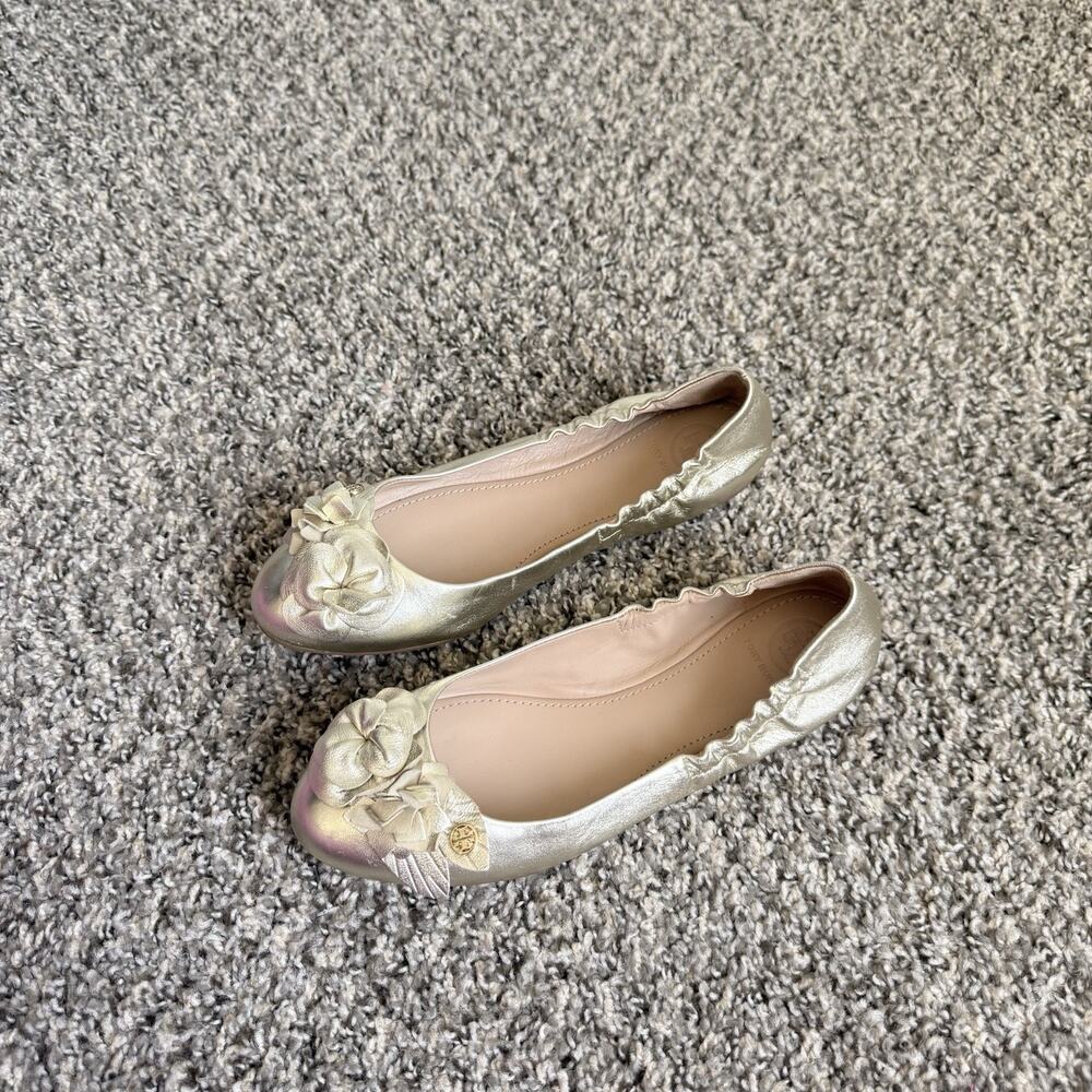 Tory Burch champagne Gold blossom Embellished Ballet Flats Women's Size 7 New - Picture 6 of 7